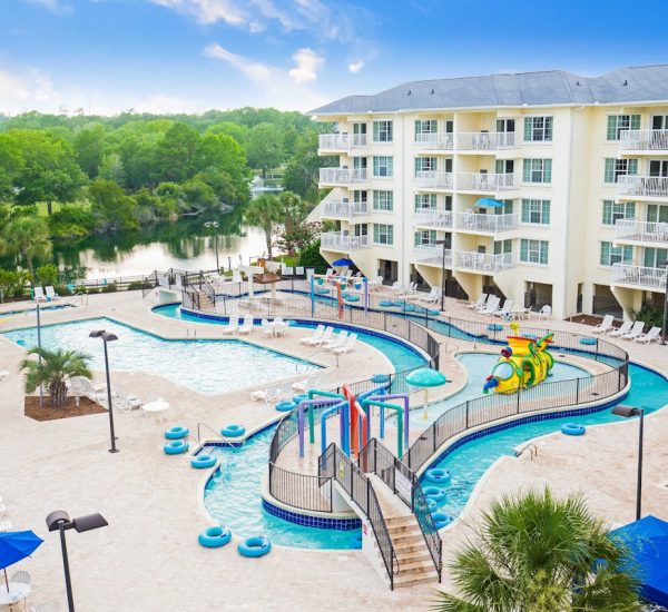 Summerhouse - outdoor pool, lazy river, hot tub, and kids play plaza